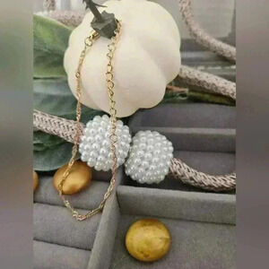 Elegant 18k gold water wave bracelet.stanless steel no tarnish.